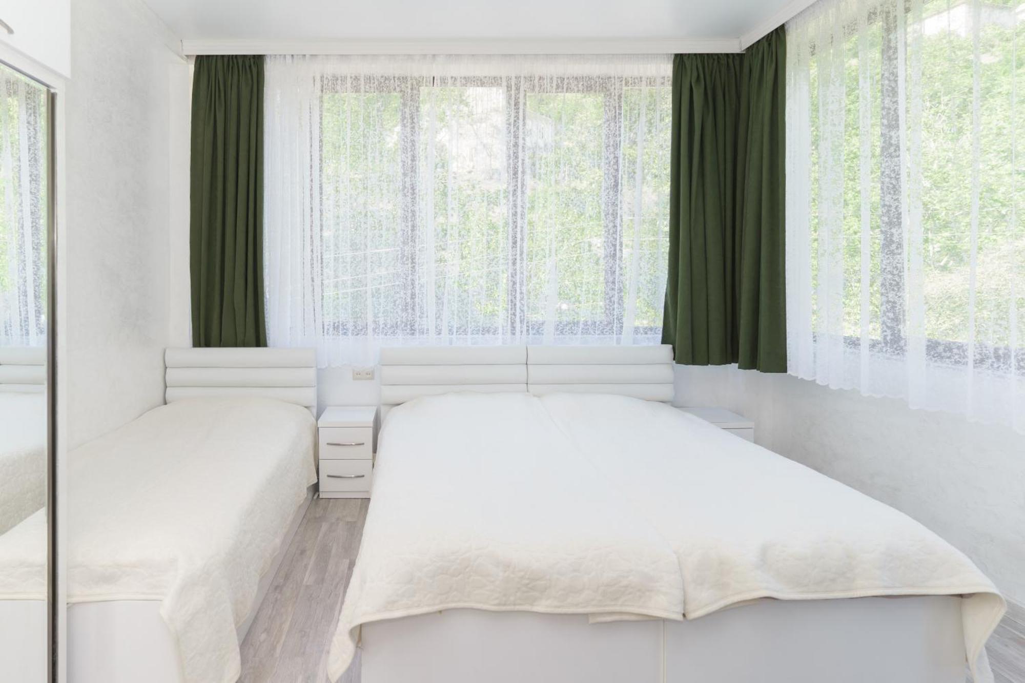 Mtirala Panorama Bed & Breakfast Khala Exterior photo